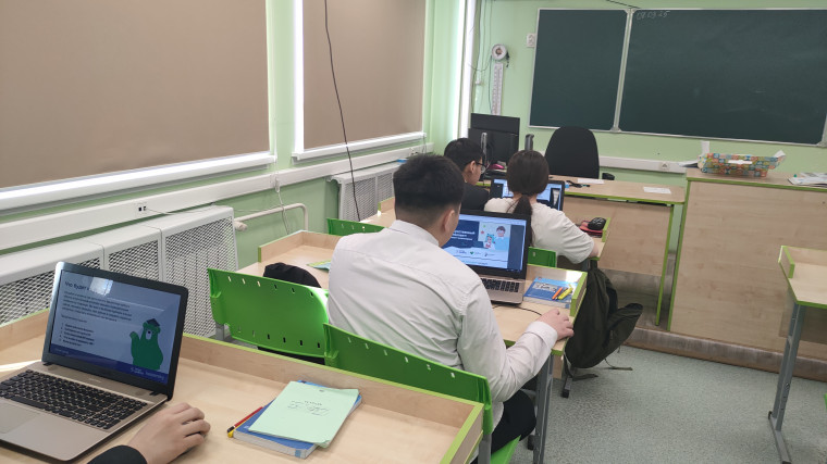 Урок цифры по теме «Кибербезопасность и искусственный интеллект».